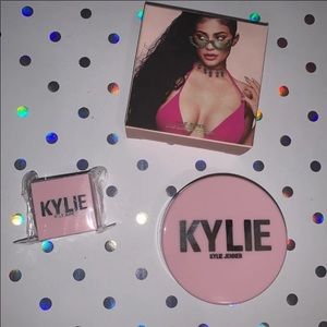 Kylie Cosmetics Sharpener and powder